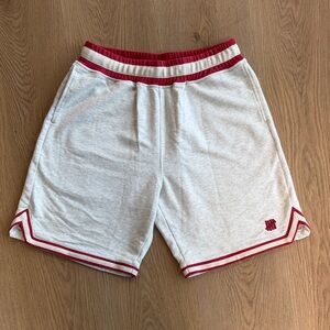 Undefeated Men's heather grey and red basketball Shorts